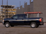 Images of Chevrolet Silverado 2500 HD Z71 Crew Cab 2007–10