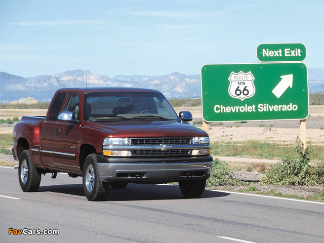 Photos of Chevrolet Silverado Flareside 1999–2002 (640 x 480)