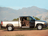 Pictures of Chevrolet Silverado Extended Cab 1999–2002