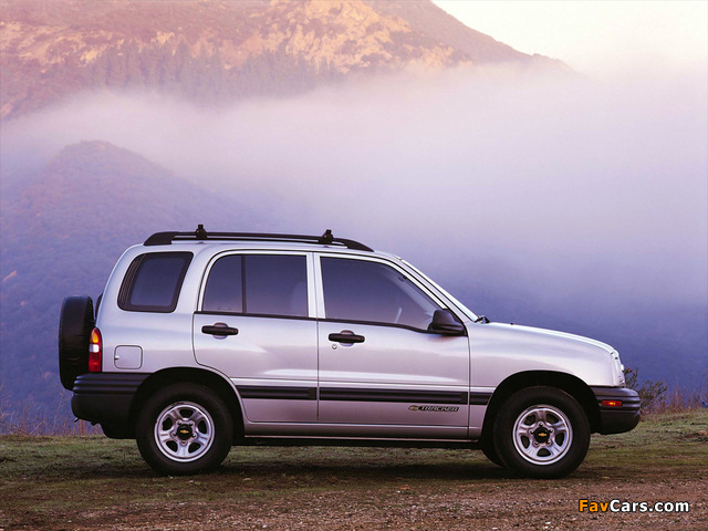 Images of Chevrolet Tracker 1999–2004 (640 x 480)