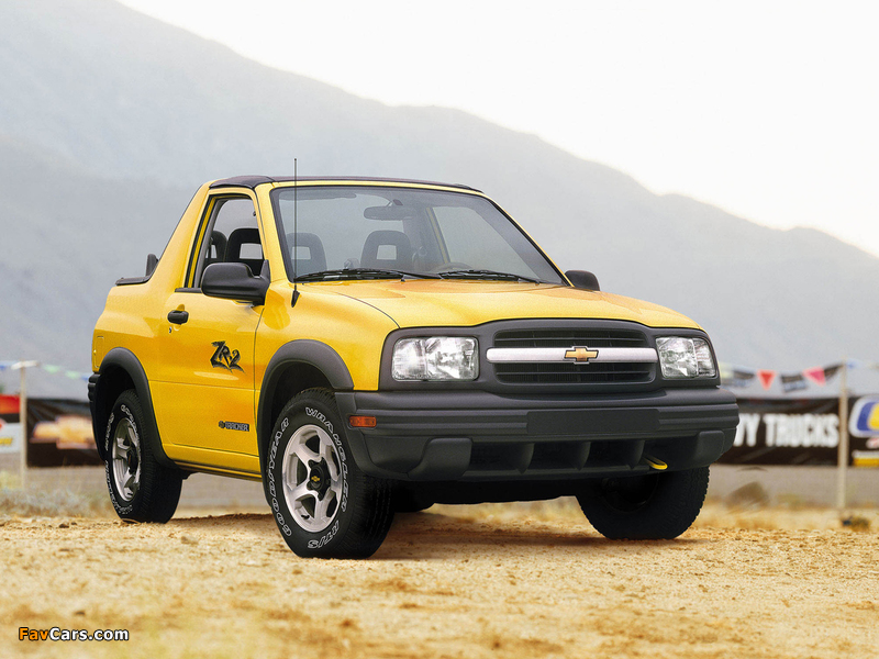 Images of Chevrolet Tracker Convertible 1999–2004 (800 x 600)