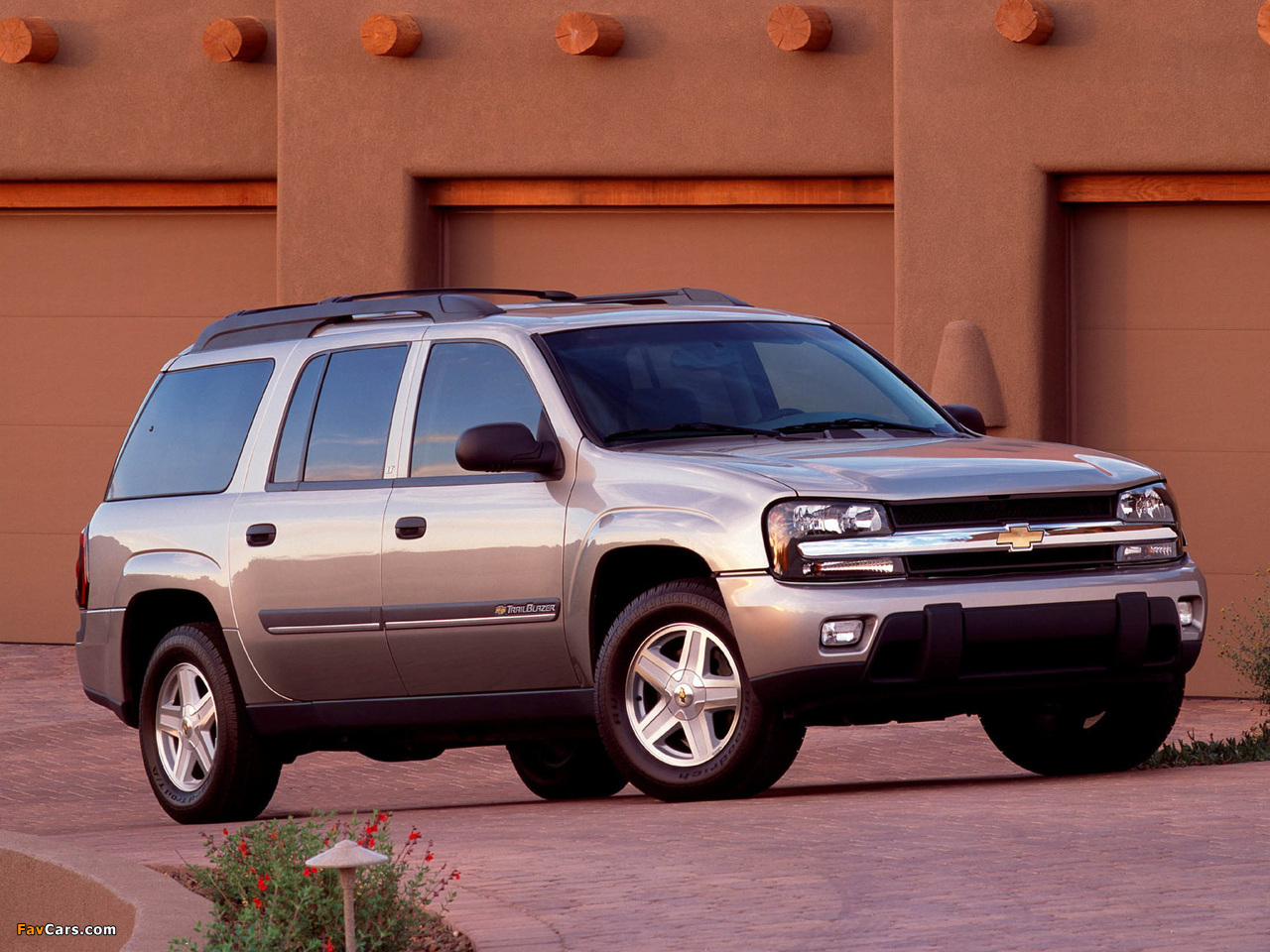 Pictures of Chevrolet TrailBlazer EXT 2002–05 (1280 x 960)