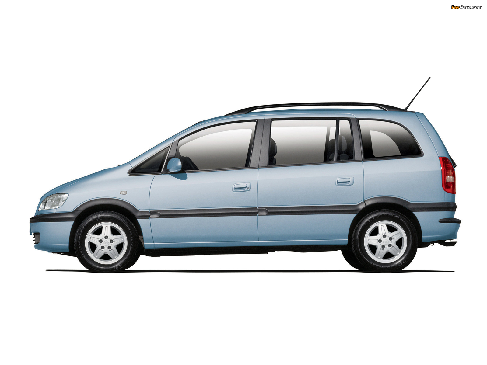 Chevrolet Zafira (A) 2001–02 images (1600 x 1200)