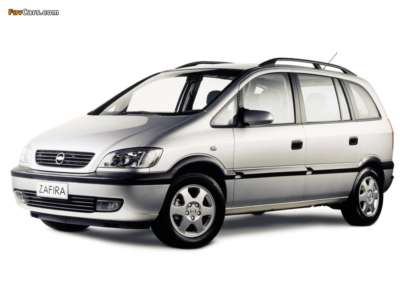 Chevrolet Zafira (A) 2001–02 photos (800 x 600)