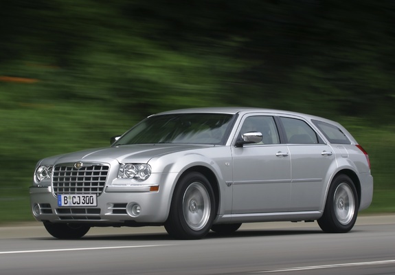 Chrysler 300C Touring 2006–10 pictures