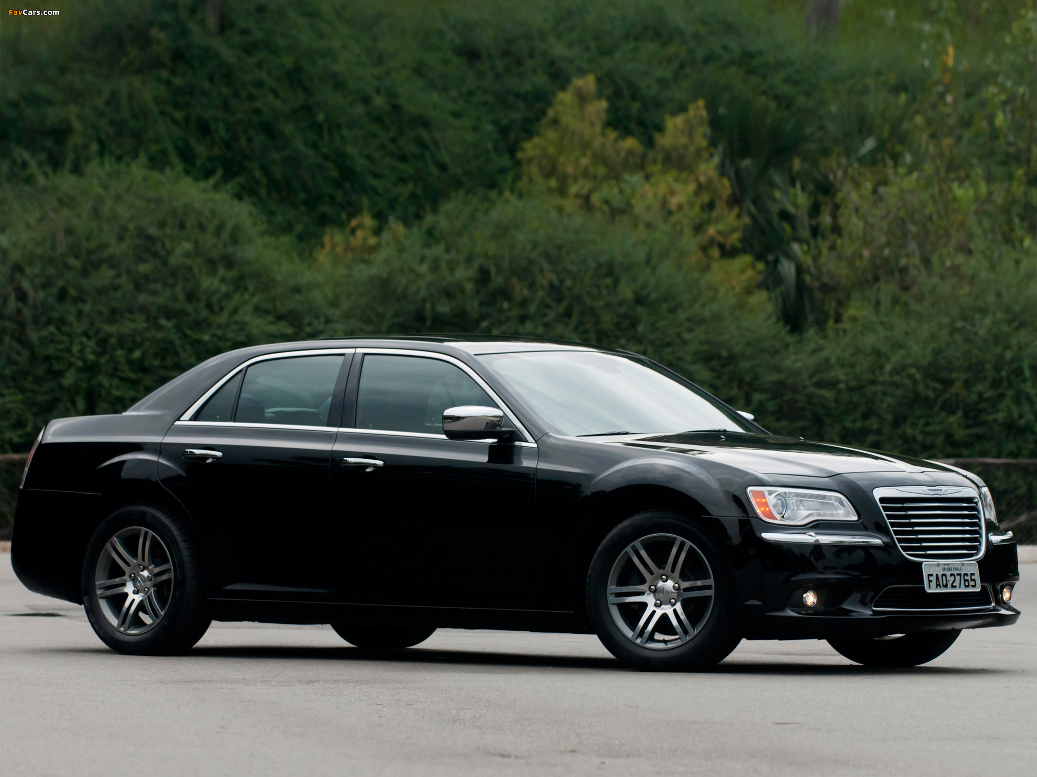 Chrysler 300C 2012 images (2048x1536)