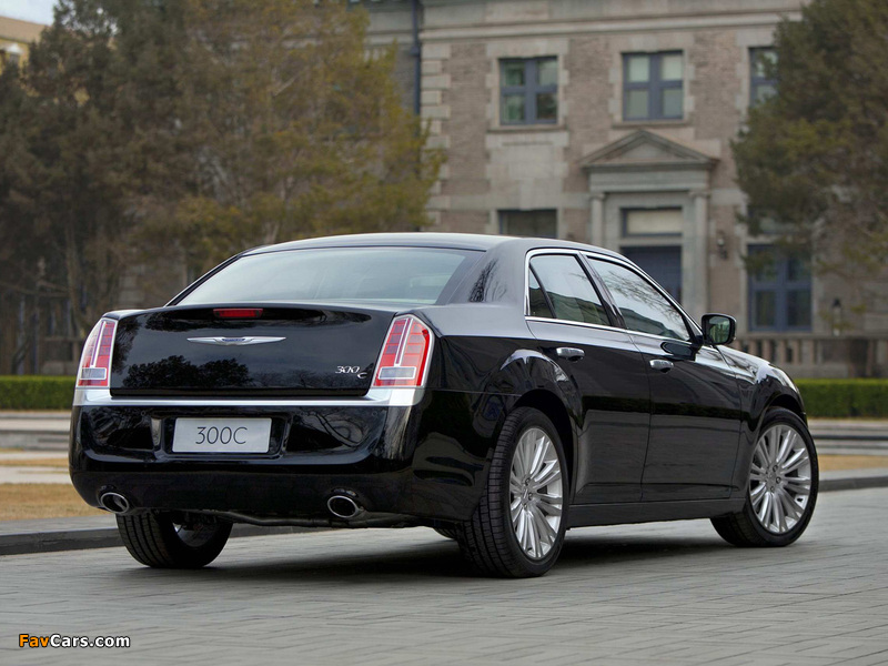 Photos of Chrysler 300C 2012 (800 x 600)