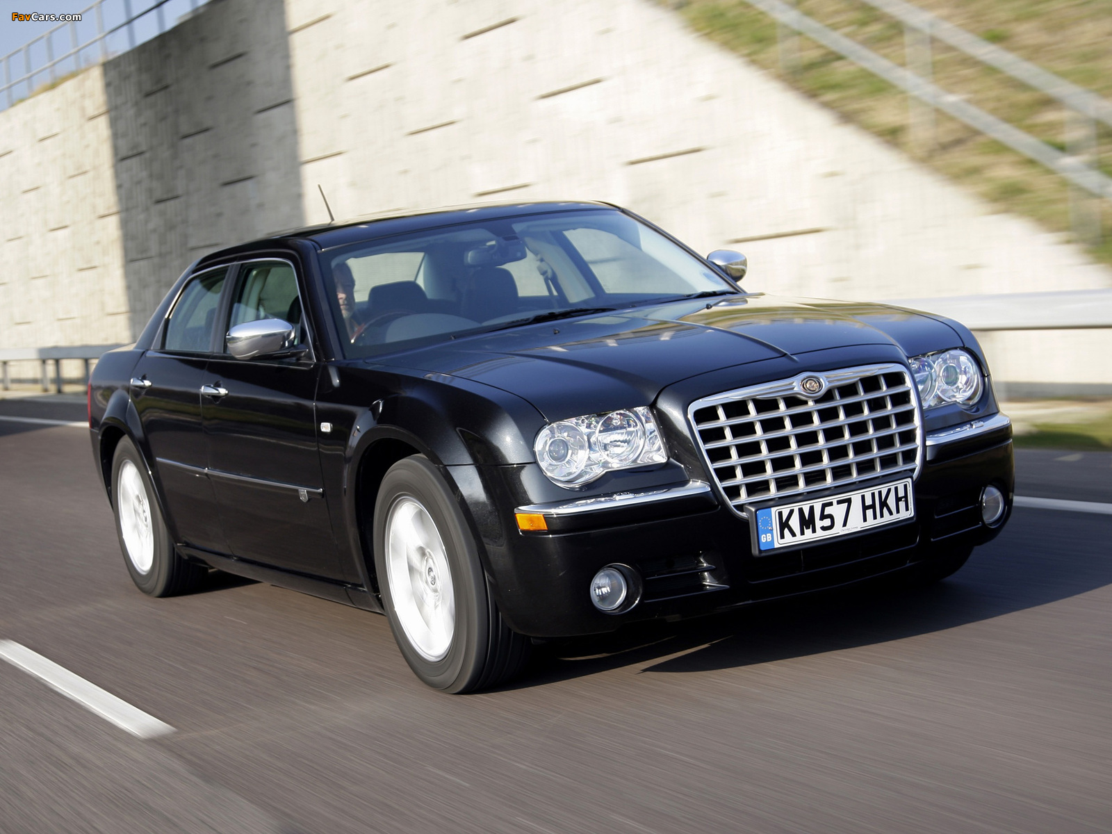 Pictures of Chrysler 300C UK-spec (LE) 2007–10 (1600 x 1200)