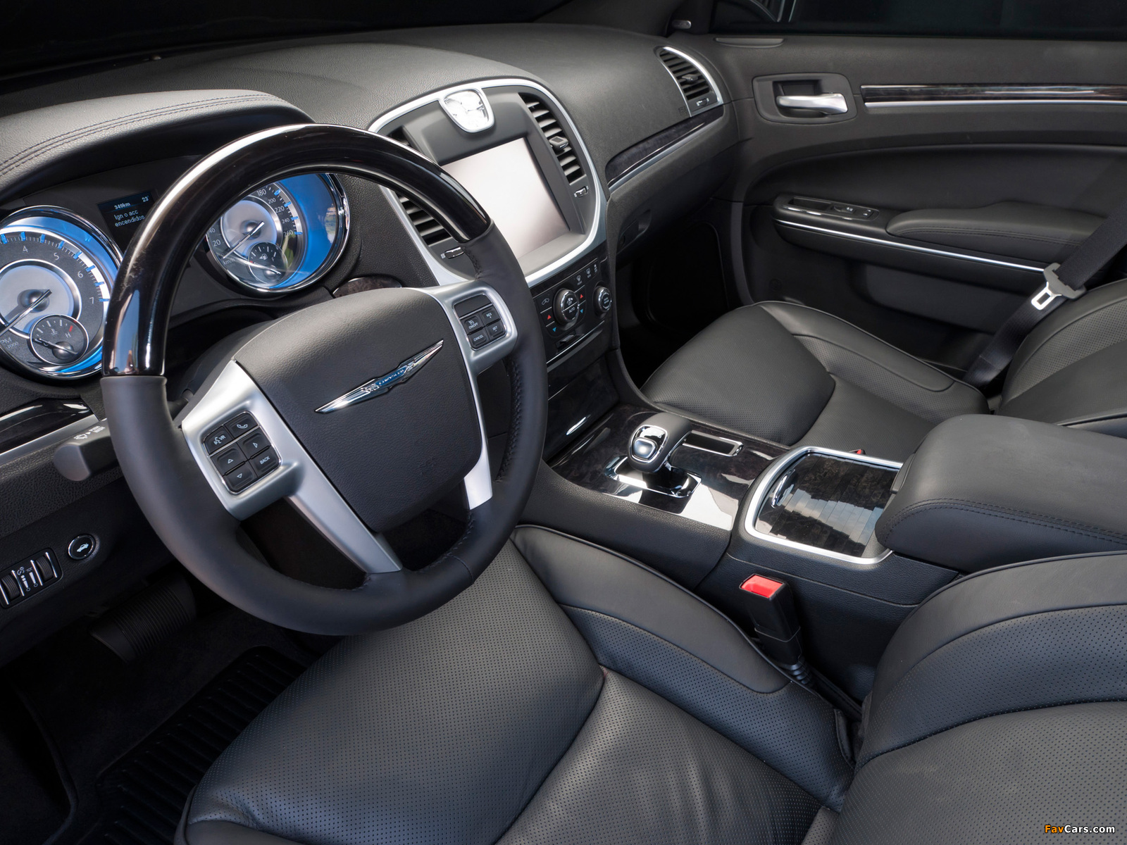 Pictures of Chrysler 300C 2012 (1600 x 1200)