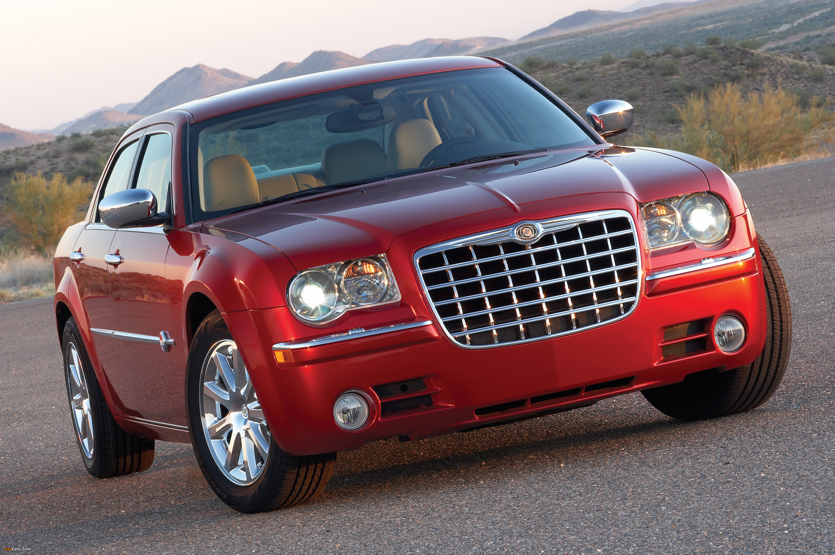 Легковой автомобиль это. Chrysler 300. Chrysler 300c. Chrysler 300c 2004. Крайслер 300 ц.