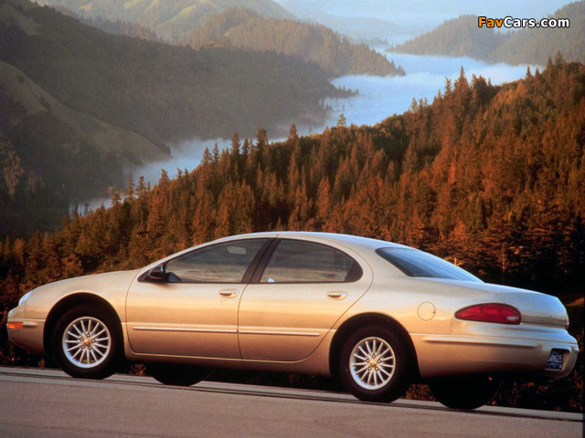 Images of Chrysler Concorde 1998–2004 (640 x 480)