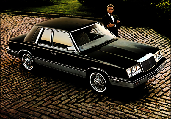 Chrysler LeBaron 1982–85 wallpapers