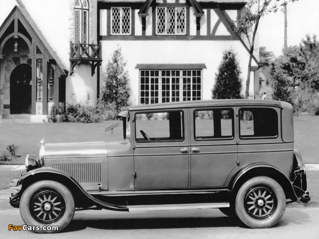 Chrysler Series 72 Royal Sedan 1928 wallpapers (640 x 480)