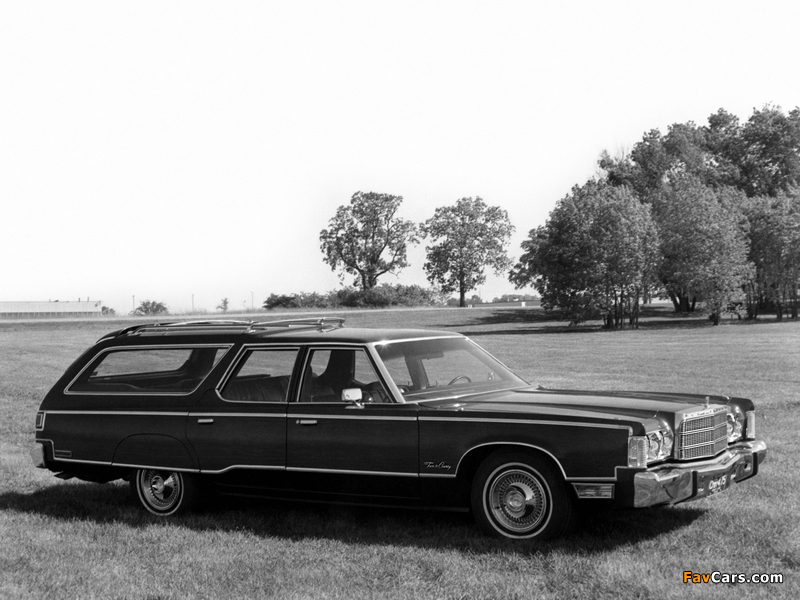 Chrysler Town & Country (5C-P) 1975 photos (800 x 600)