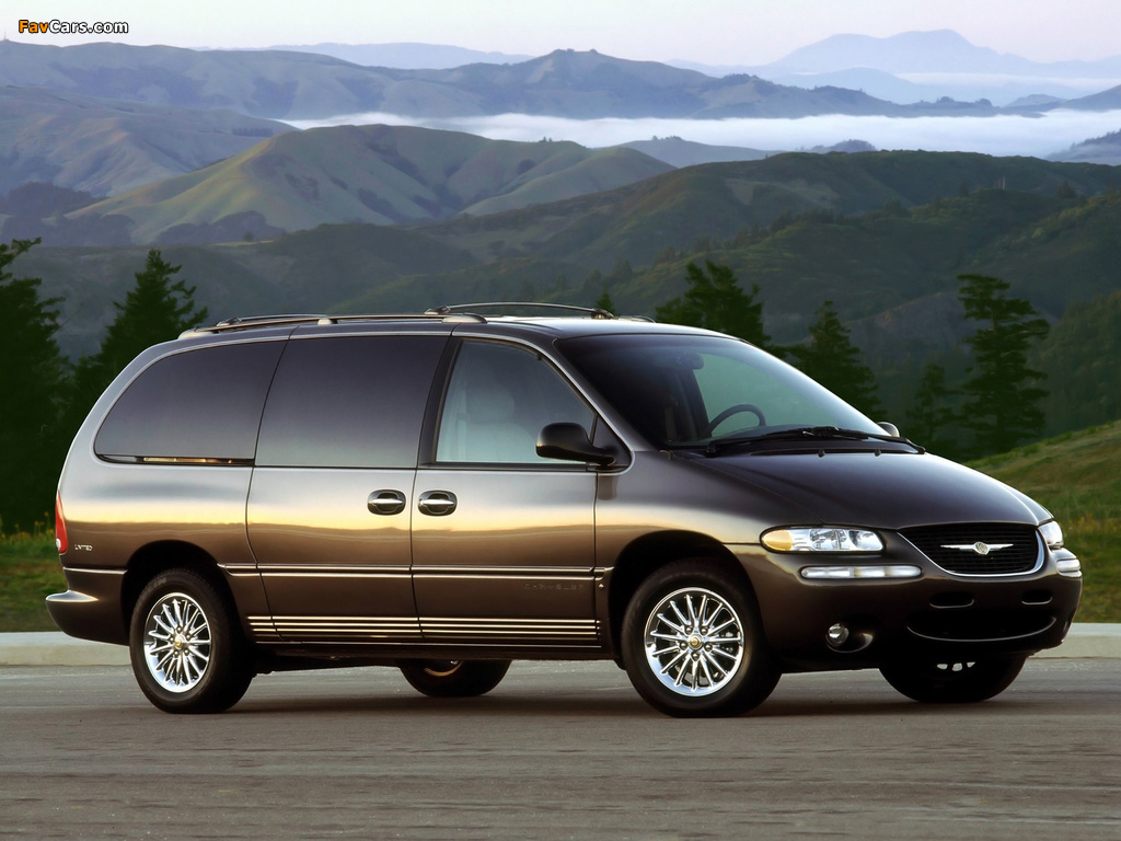 Chrysler Town & Country 1998–2000 wallpapers (1024 x 768)