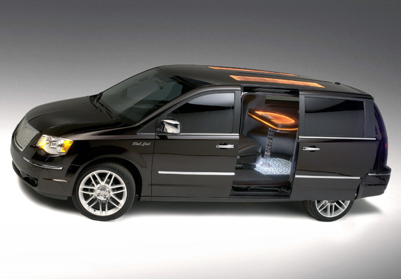 Chrysler Town & Country Black Jack 2007 images