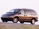 Chrysler Town & Country 1995–97 wallpapers