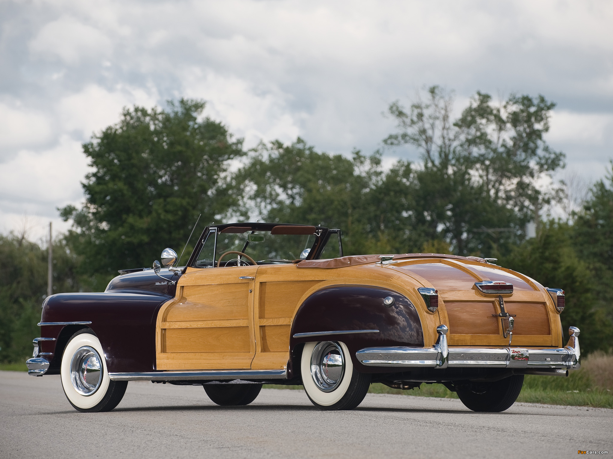 Images of Chrysler Town & Country Convertible 1948 (2048 x 1536)