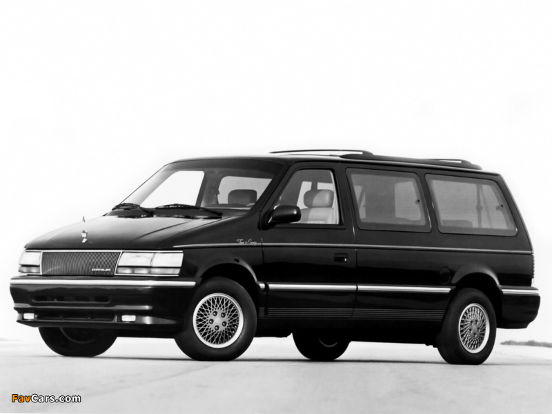 Images of Chrysler Town & Country 1991–96 (800 x 600)