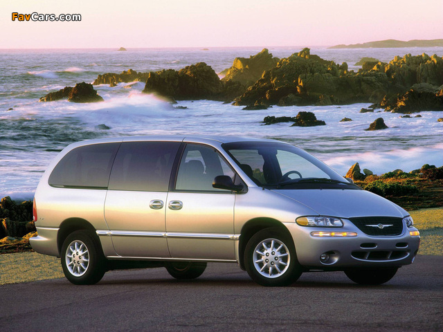 Pictures of Chrysler Town & Country 1998–2000 (640 x 480)