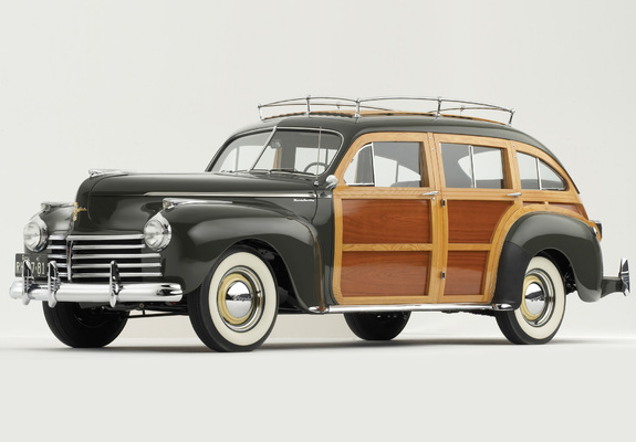 Pictures of Chrysler Town & Country 1941