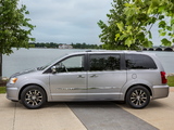 Chrysler Town & Country 30th Anniversary 2013 wallpapers