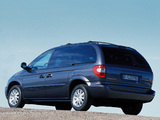 Chrysler Voyager 2000–04 wallpapers