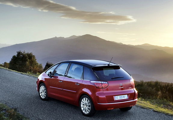 Citroën C4 Picasso 2010 wallpapers