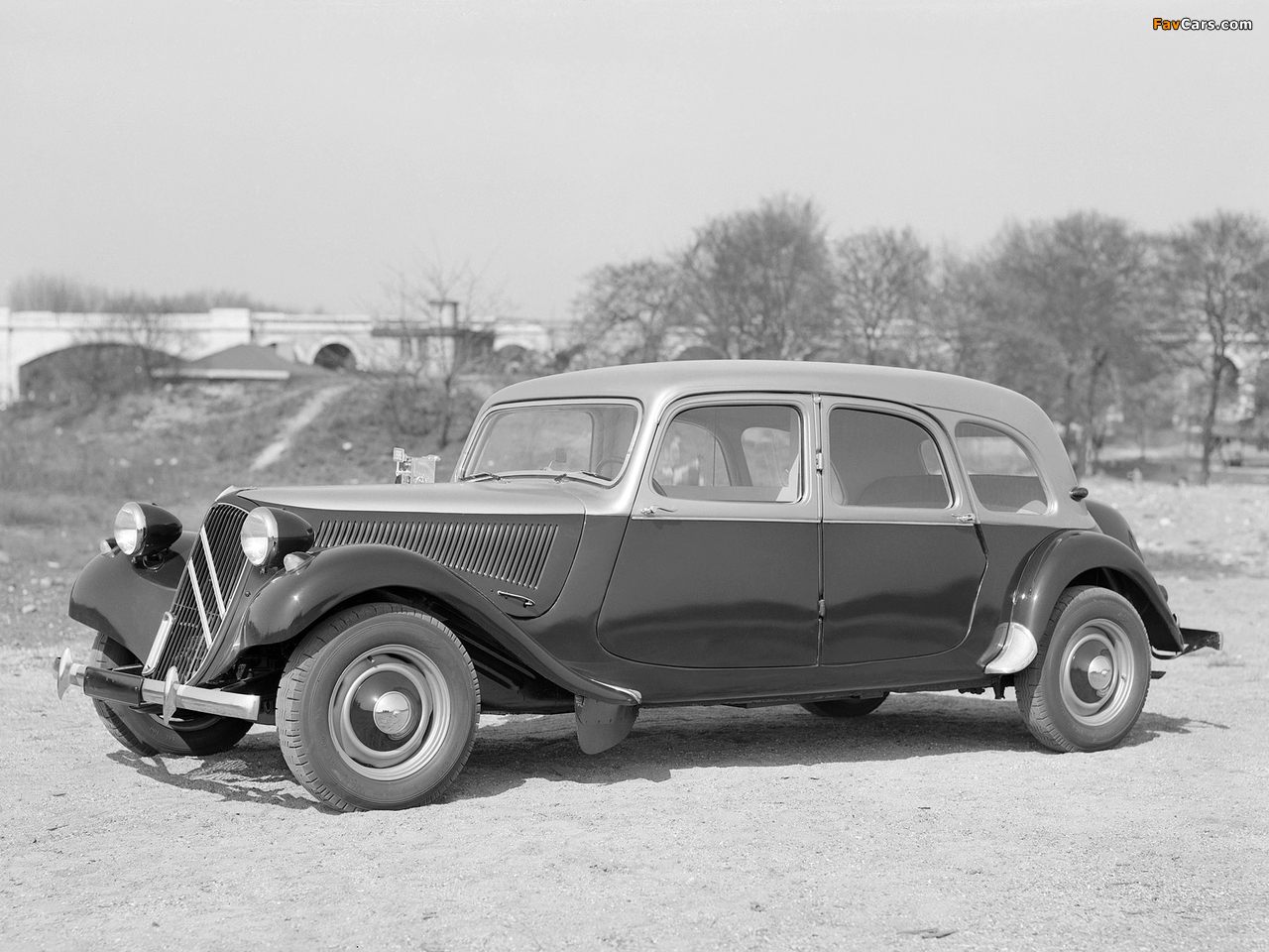 Citroën Traction Avant Familiale Taxi (11) 1954–57 images (1280 x 960)