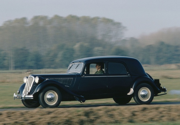 Pictures of Citroën Traction Avant 1934–57