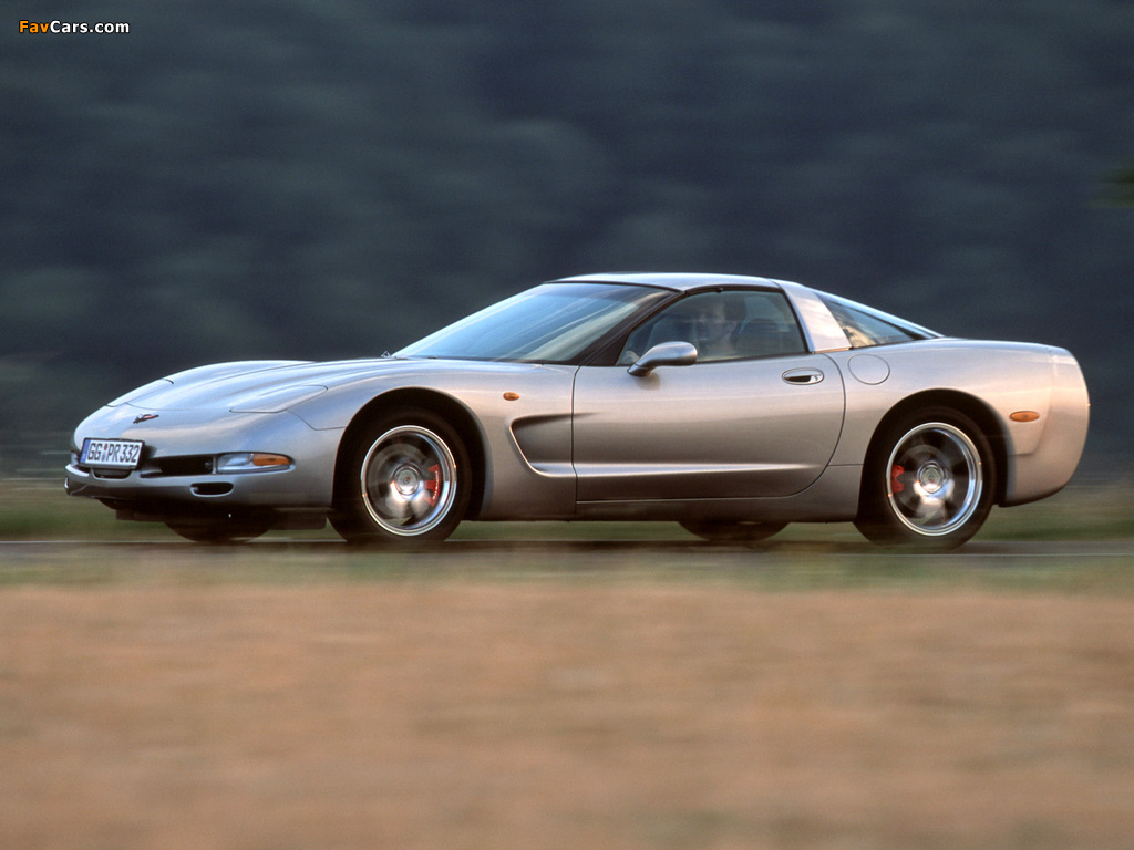 Corvette Coupe EU-spec (C5) 1997–2004 photos (1024 x 768)