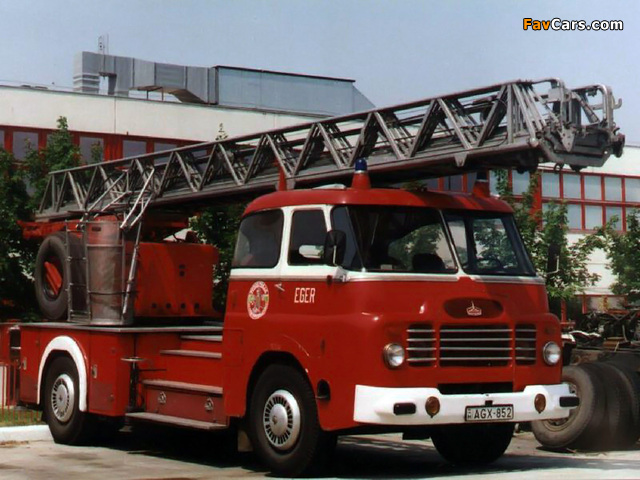 Csepel D710 Firetruck 1976–87 images (640 x 480)