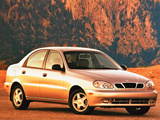 Photos of Daewoo Lanos Sedan US-spec (T100) 1998–2001