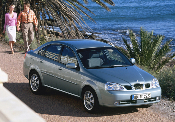 Photos of Daewoo Nubira Sedan 2003–04