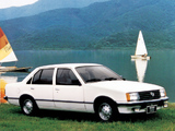 Daewoo Royale XQ 1982–89 wallpapers