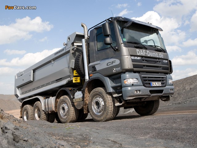 Pictures of DAF CF85.460 8x4 FAD Day Cab Tipper 2006–13 (640 x 480)
