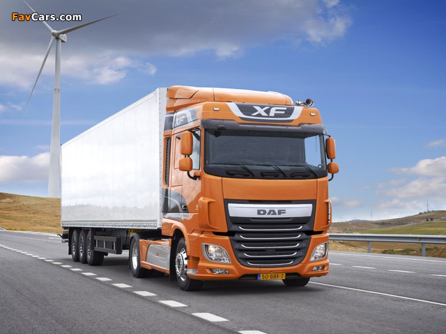 DAF XF 460 4x2 FT Space Cab 2013 images (640 x 480)