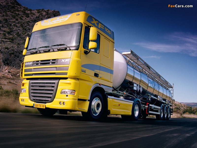 Images of DAF XF105 4x2 FT Space Cab 2006–12 (800 x 600)