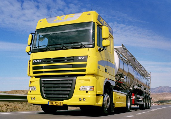 Pictures of DAF XF105 4x2 FT Space Cab 2006–12