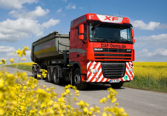 DAF XF105 6x4 FTT Space Cab 2006–12 wallpapers