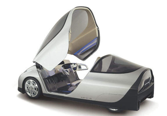Pictures of Daihatsu UFE-III Concept 2005