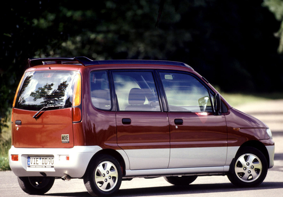 Images of Daihatsu Move EU-spec (L900) 1998–2002