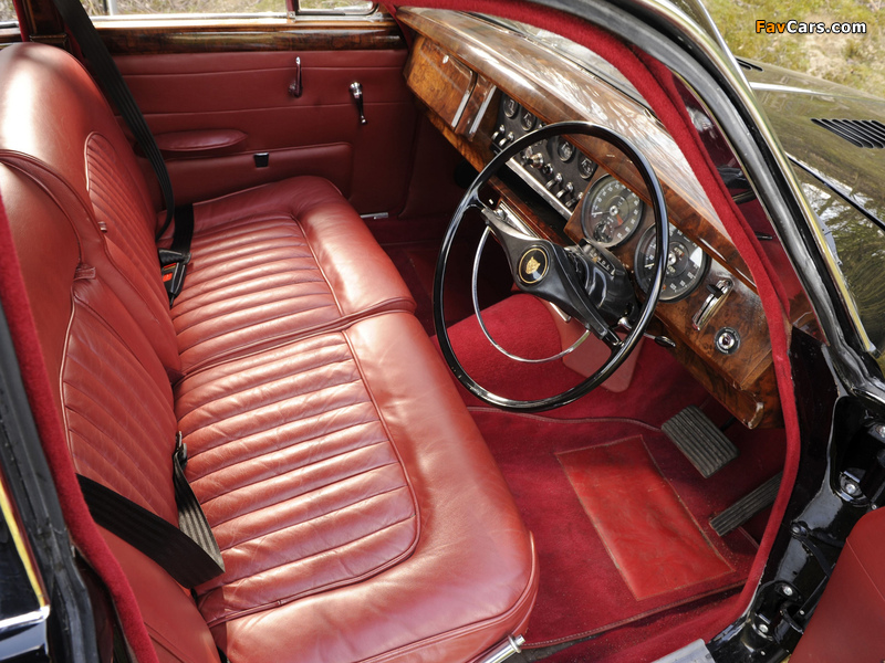 Daimler V8 250 1962–69 wallpapers (800 x 600)