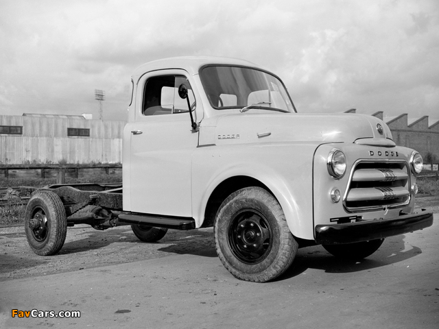 Photos of Dodge 2-26 AD Chassis Cab 1955–58 (640 x 480)