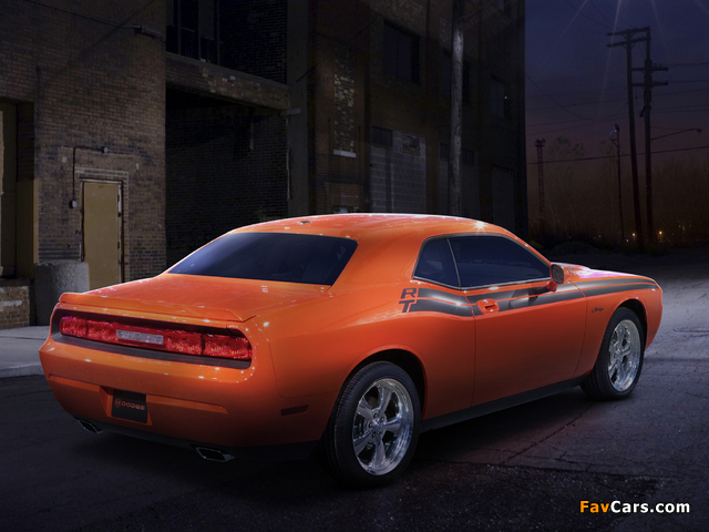 Images of Dodge Challenger R/T Classic (LC) 2009–10 (640 x 480)