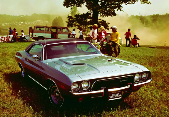 Pictures of Dodge Challenger 1973