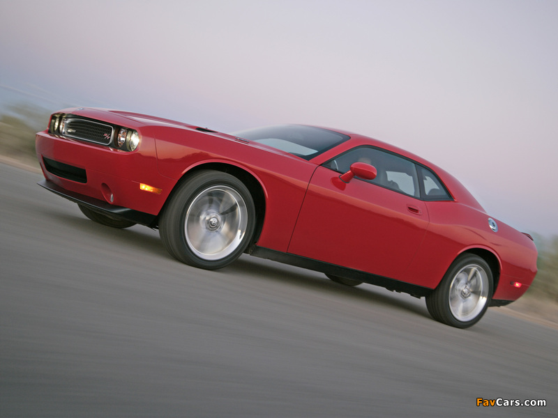 Pictures of Dodge Challenger R/T (LC) 2008–10 (800 x 600)