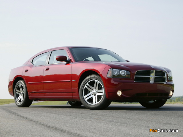 Dodge Charger R/T 2005–10 pictures (640 x 480)