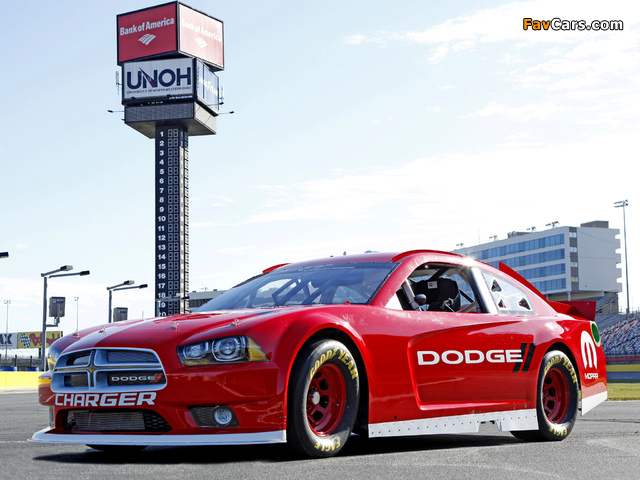 Dodge Charger NASCAR Sprint Cup Series Race Car 2012 photos (640 x 480)