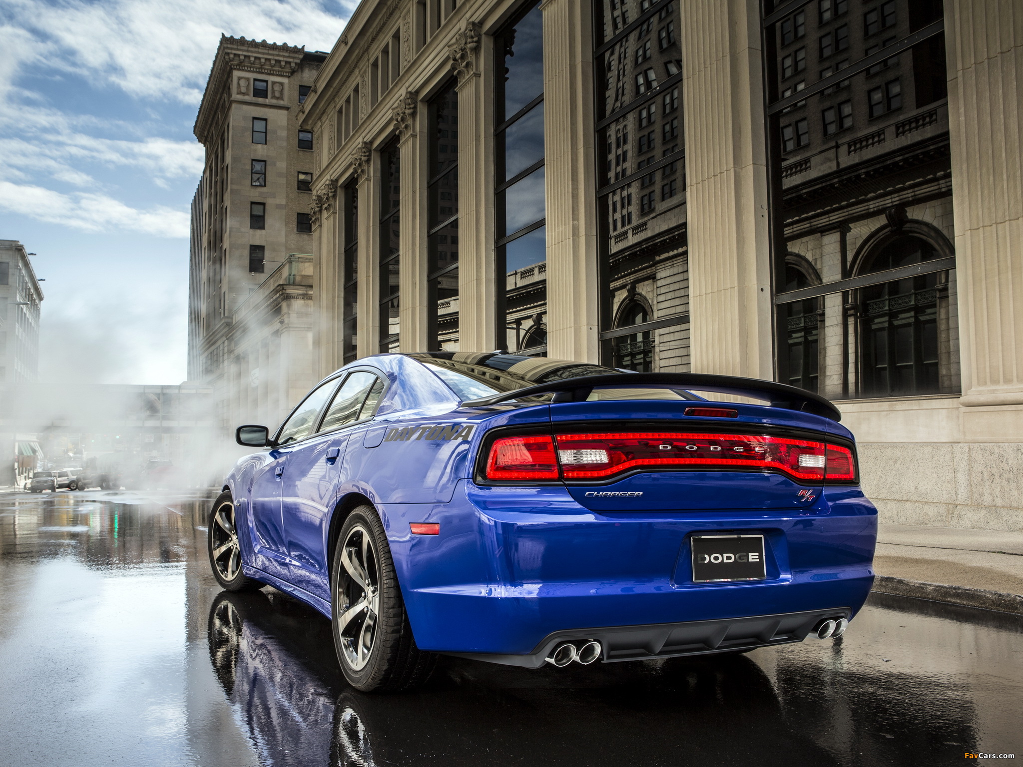 Dodge Charger R/T Daytona 2013 wallpapers (2048 x 1536)